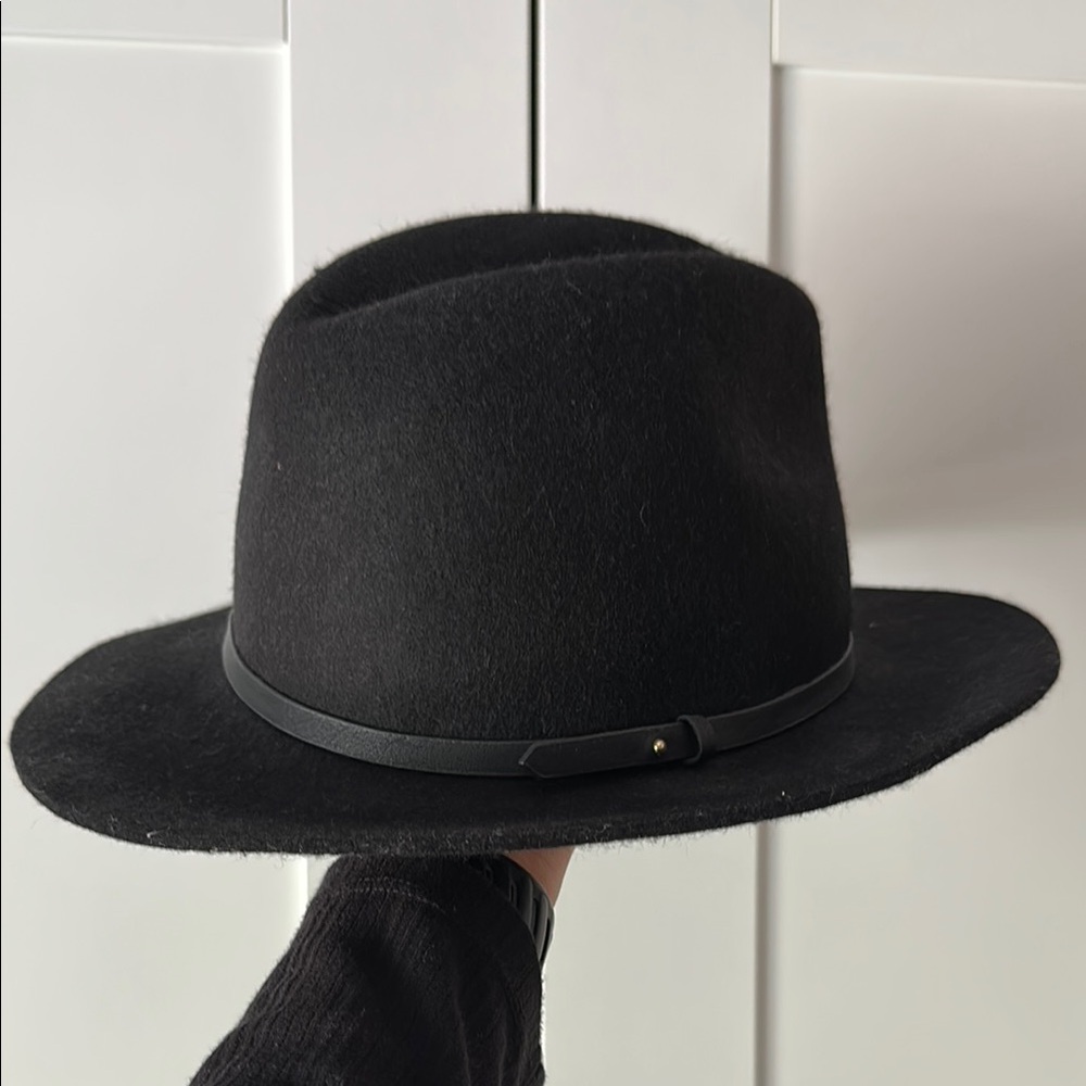 Banana republic- Black Fedora Hat